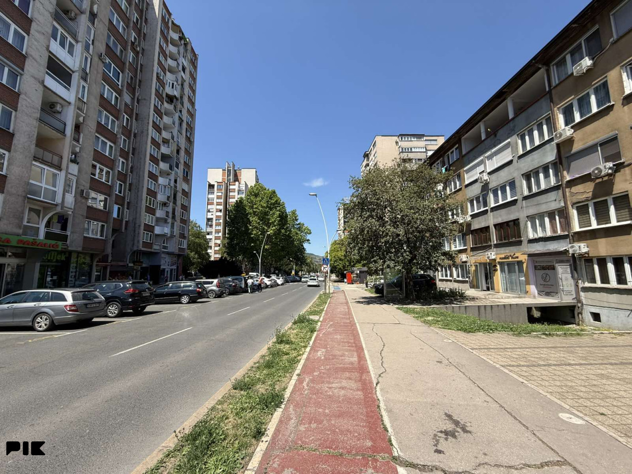 NAJAM: Garsonjera u centru grada, 27 m2