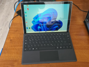 Microsoft Surface PRO 7 1866 i5-1035G4 8GB 256SSD 2u1