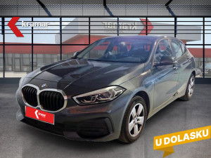 BMW 116 D Automatik Advantage -Full LED- -Novi model-