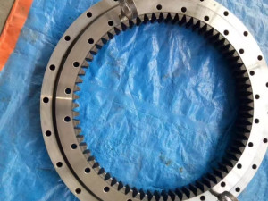 kruzna staza Excavator Komatsu PC3000