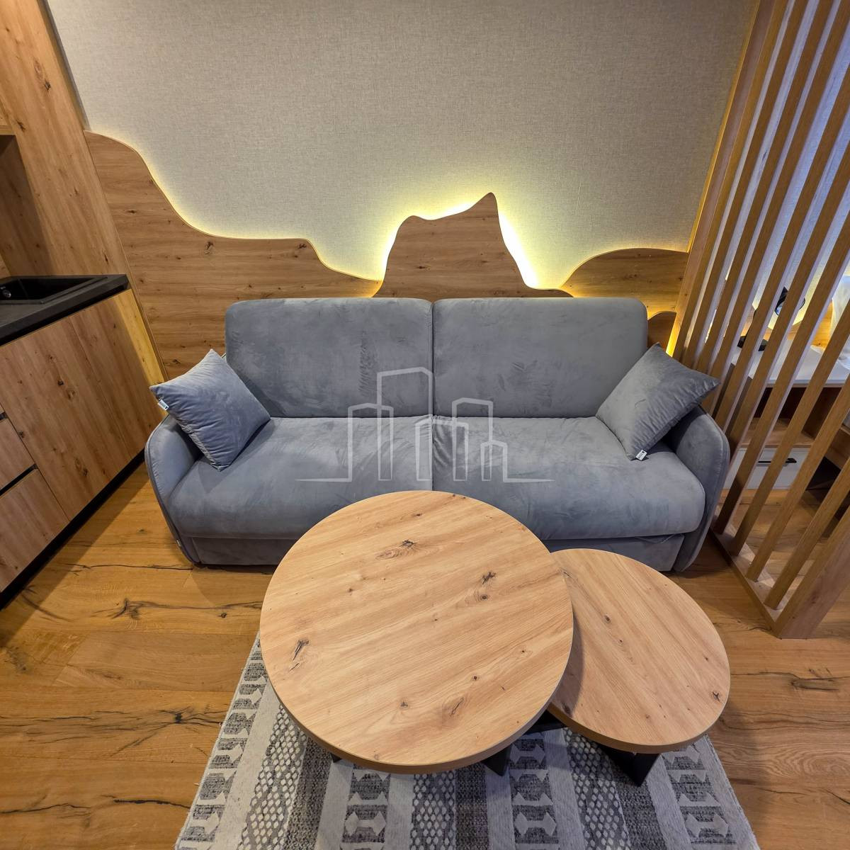 Studio apartman sa balkonom 36m2 opremljen Jahorina
