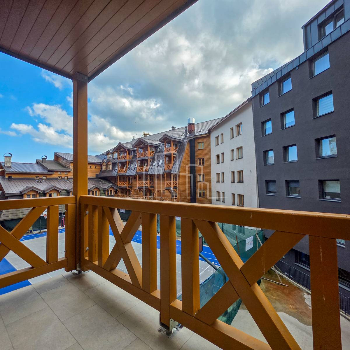 Studio apartman sa balkonom 36m2 opremljen Jahorina 9