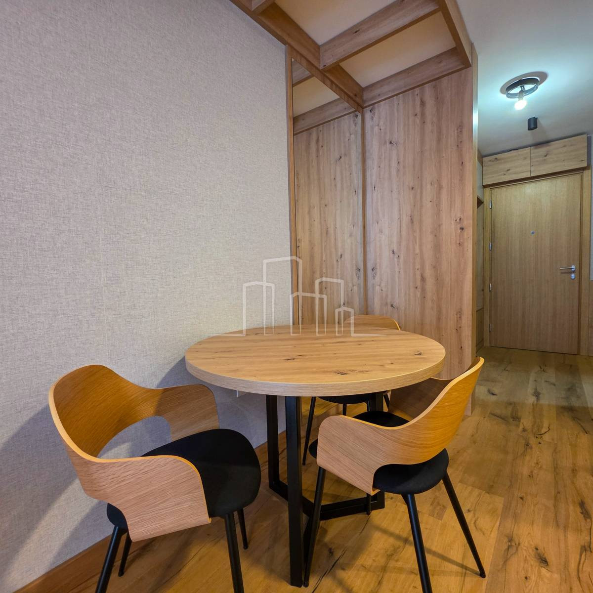 Studio apartman sa balkonom 36m2 opremljen Jahorina 13