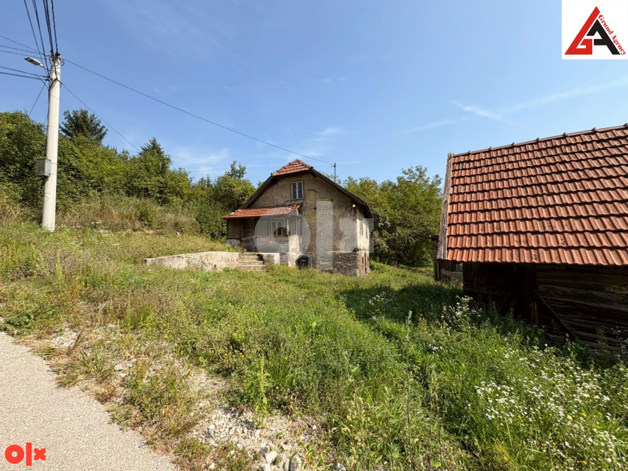 Kuća 93 m2 sa 5635 m2 okućnice - (Gradišće) Zenica