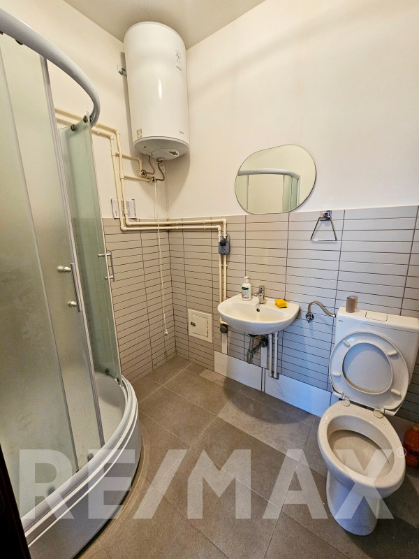 Stan 67m2 na centralnom šetalištu - Prijedor 12