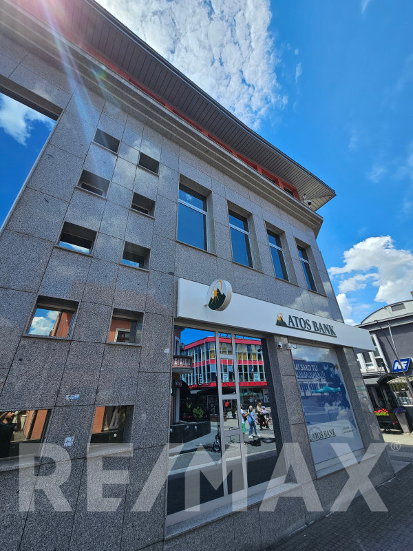 Stan 67m2 na centralnom šetalištu - Prijedor 16