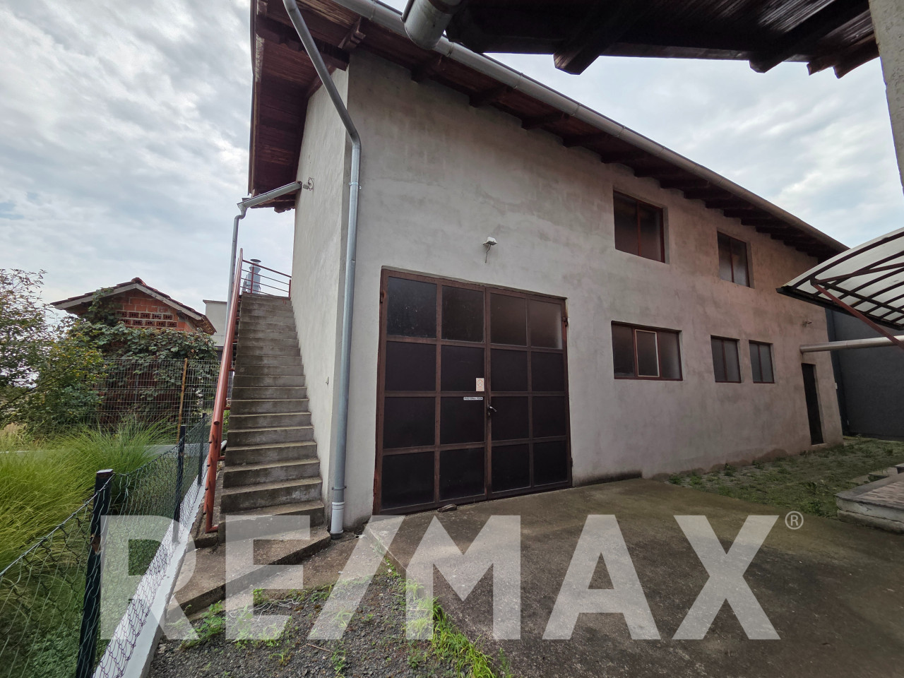 Jedinstvena investicija-kompleks 7 objekata, Gradiška,  plac 4401 14