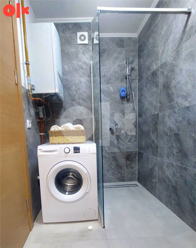 Stan na dan Lukavica/Istocno Sarajevo sa garažom/garaza/apartman 16