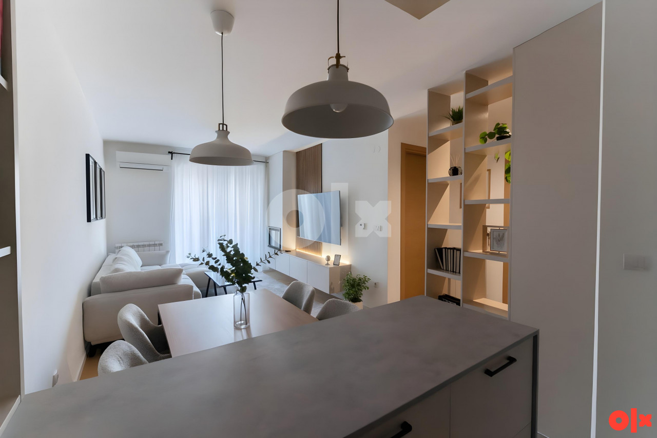 Stan na dan Lukavica/Istocno Sarajevo sa garažom/garaza/apartman 4