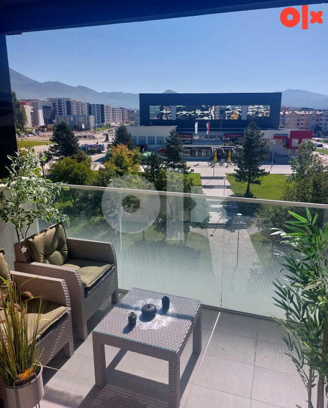 Stan na dan Lukavica/Istocno Sarajevo sa garažom/garaza/apartman 18