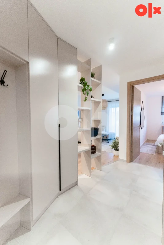 Stan na dan Lukavica/Istocno Sarajevo sa garažom/garaza/apartman 11