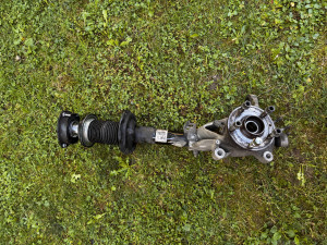 Amortizeri audi s3 golf R na struju opruge sve 4