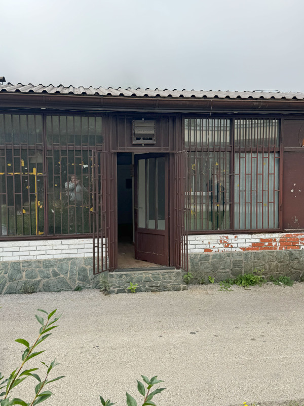 Poslovni prostor 60m2 Hrasnica Centar