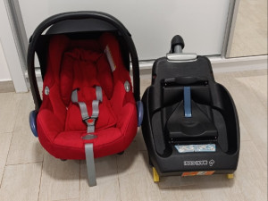 Nosiljka za bebe Maxi Cosi sa isofix,jaje,autosediste