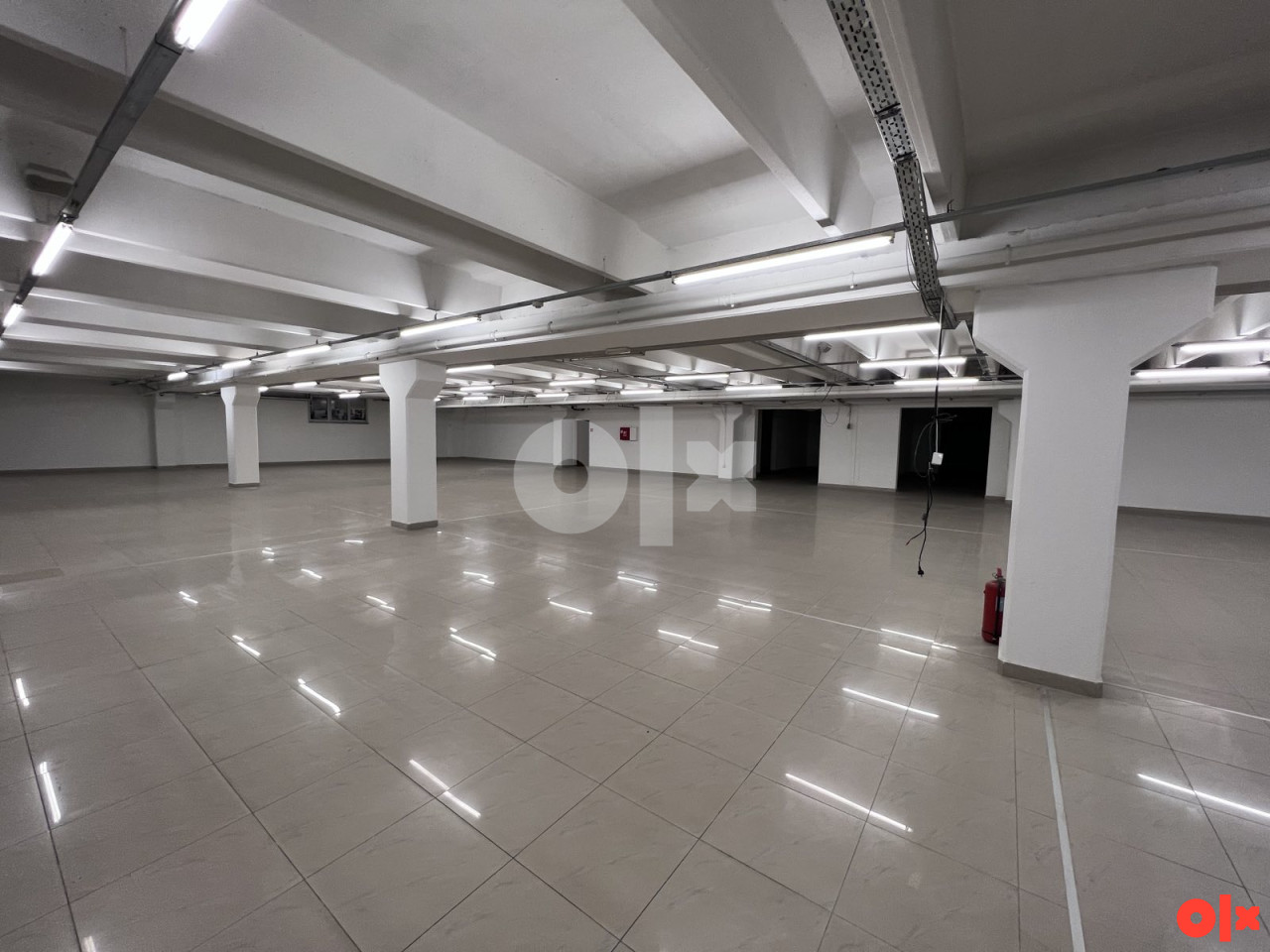 Poslovni prostor Tuzla 1100m2 3