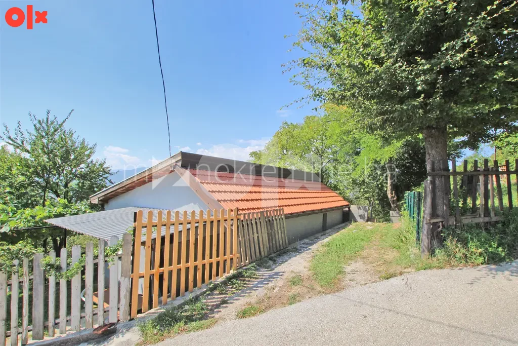m2: Mojmilo / Park Šuma / Kuća 49m2 na parceli 500m2 2