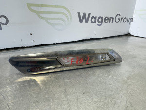 Žmigavac LED lijevi BMW F10 2012 (fotografija 2)
