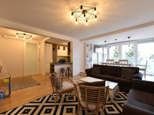 Četverosoban/ Centar/ Koševsko brdo/ 82 m2