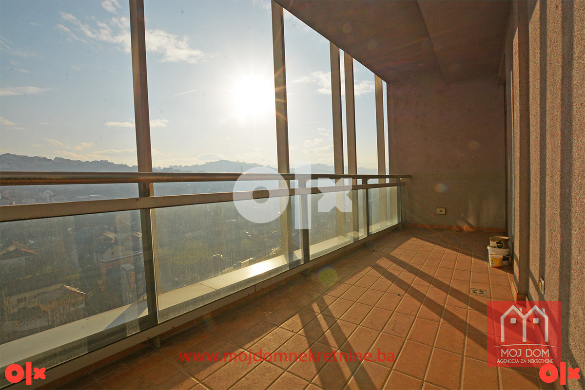 Četverosoban namješten stan u Bosmalu /203m2 8