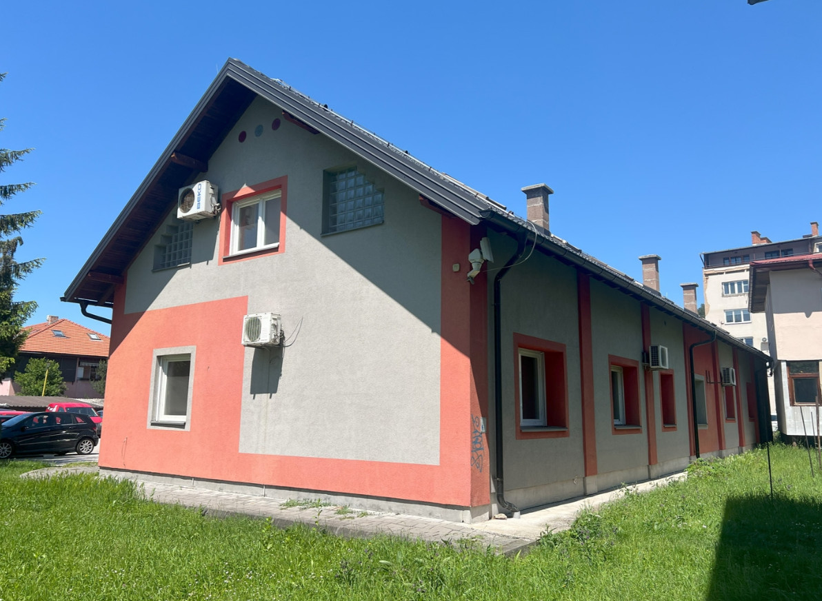 NAJAM/ Stambeno poslovni objekat / Tuzla 5