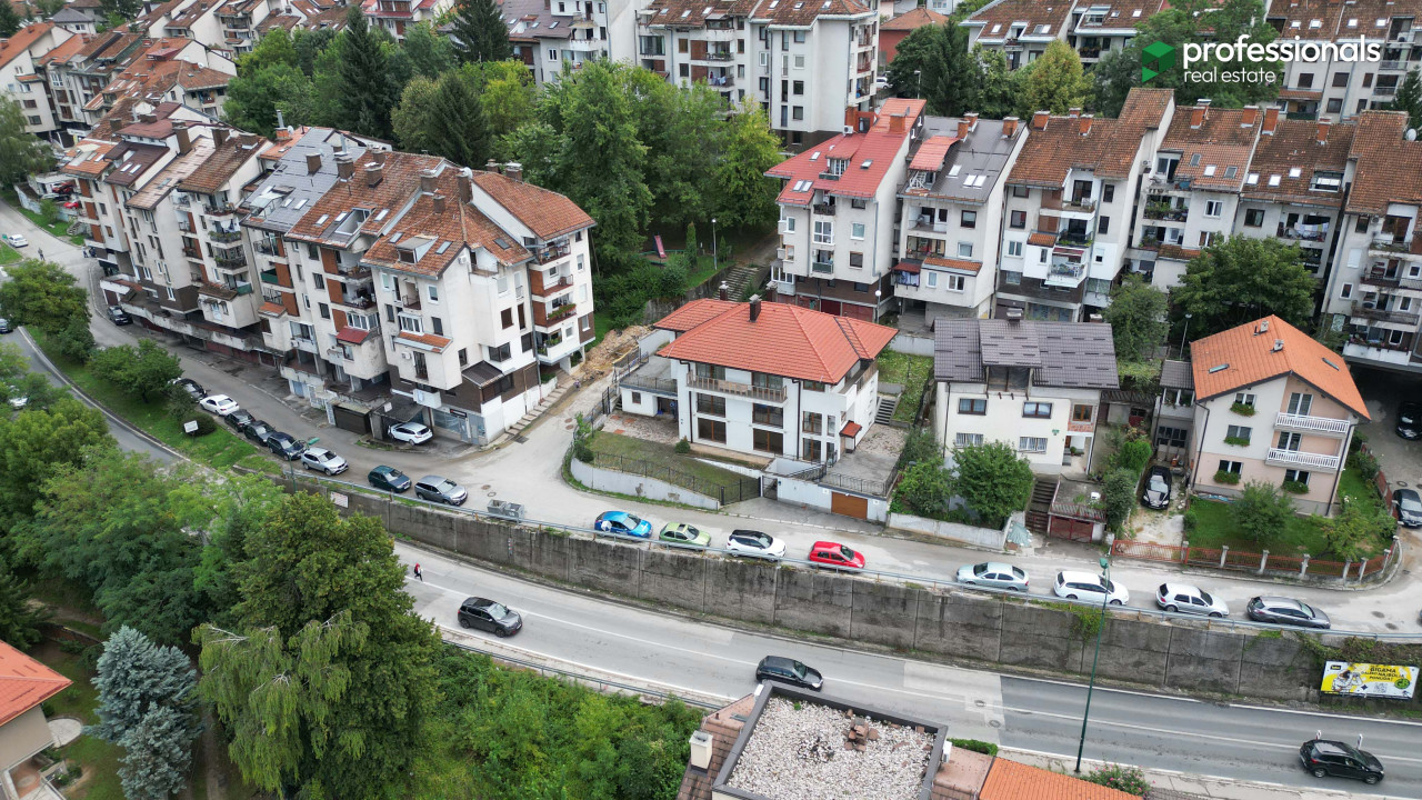 Kuća stambeno poslovni objekat Novo Sarajevo Vrace 7