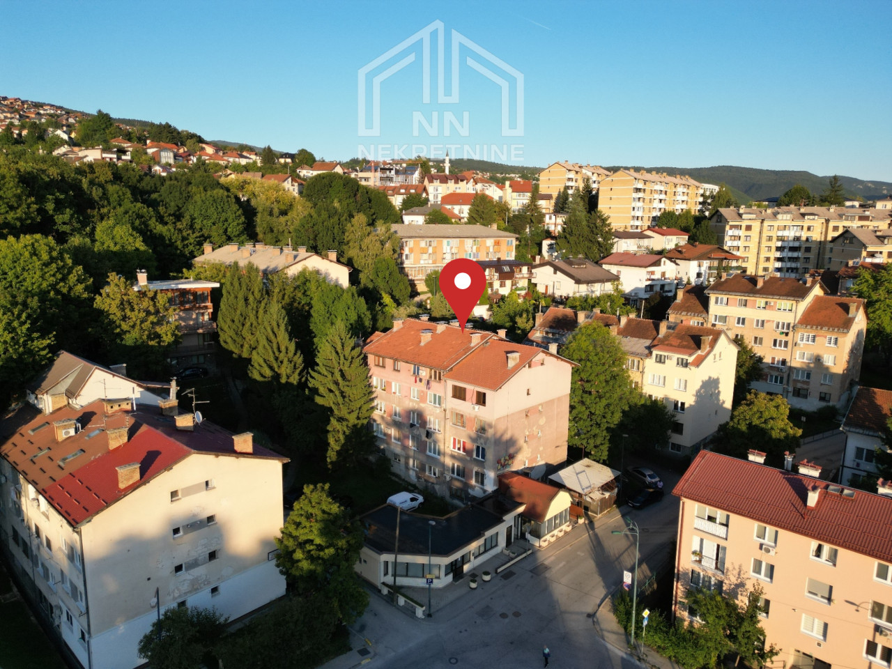 NN Nekretnine : Četverosoban stan - Bjelave - Centar
