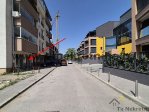 Poslovni prostor 126,84 m2, pored Panonskih jezera