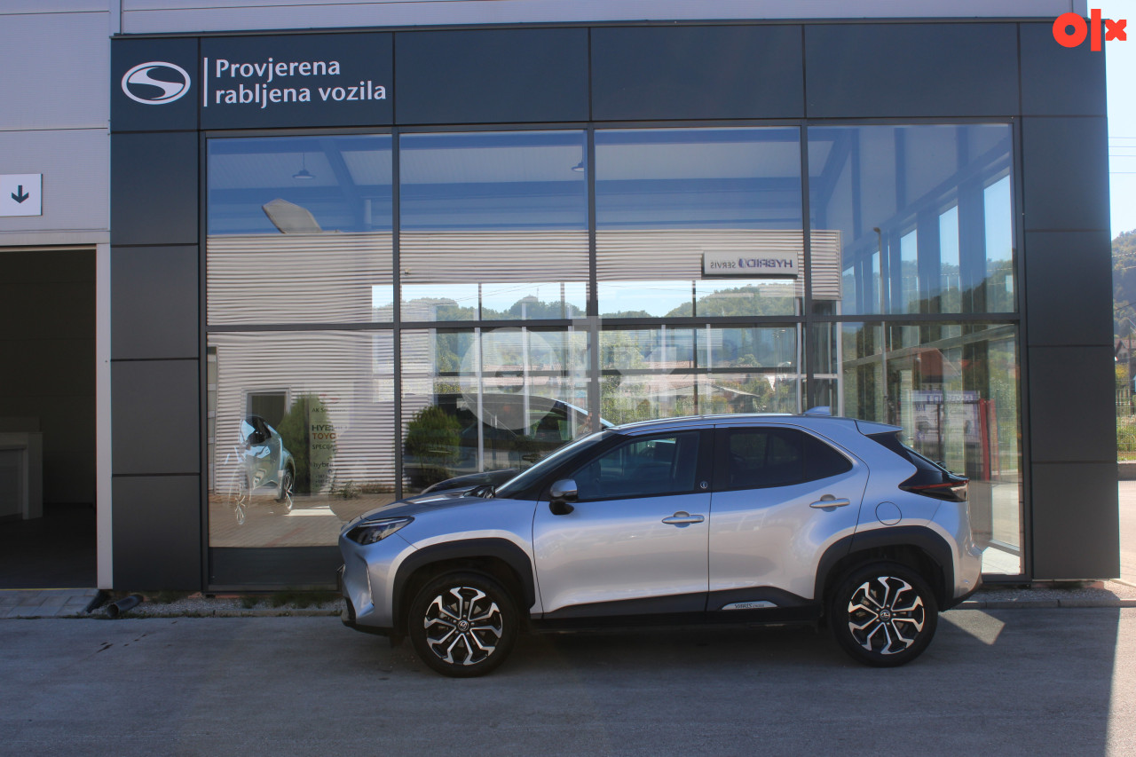 Toyota Yaris Cross Hybrid Oprema Team Deutschland.