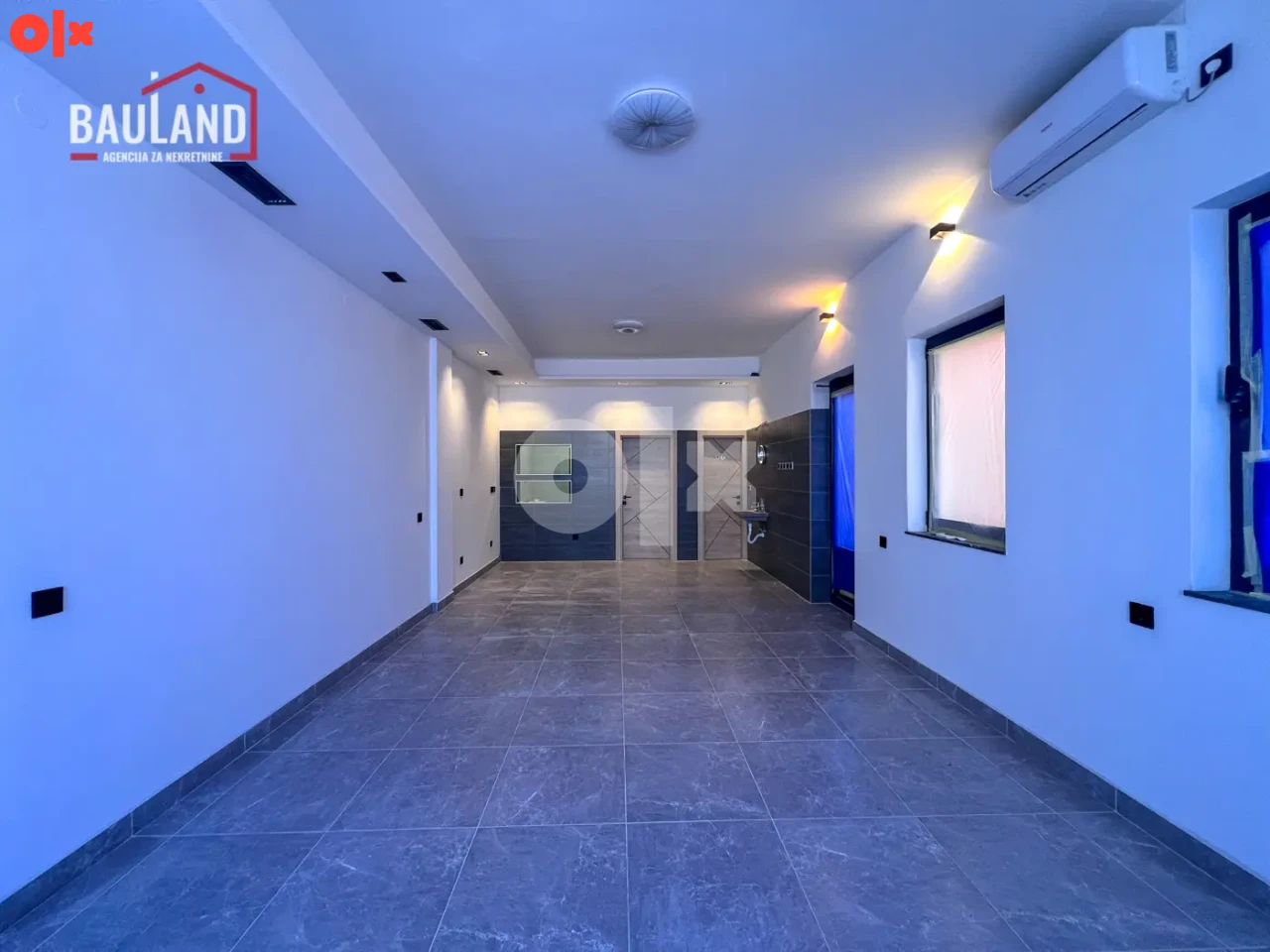 Višenamjenski poslovni prostor površine 70m2/ Stup 2