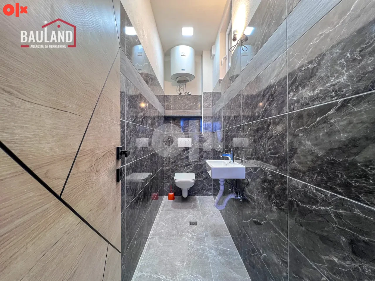 Višenamjenski poslovni prostor površine 70m2/ Stup 5