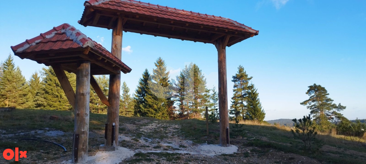 Elitno vikend naselje ROMANIJA 3000m2 Blizu restorana Mons