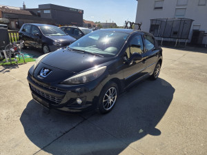 Peugeot 207 1.4 BENZIN
