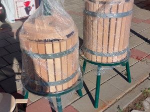 Presa cjediljka za voce drvena 20 l i 30 l