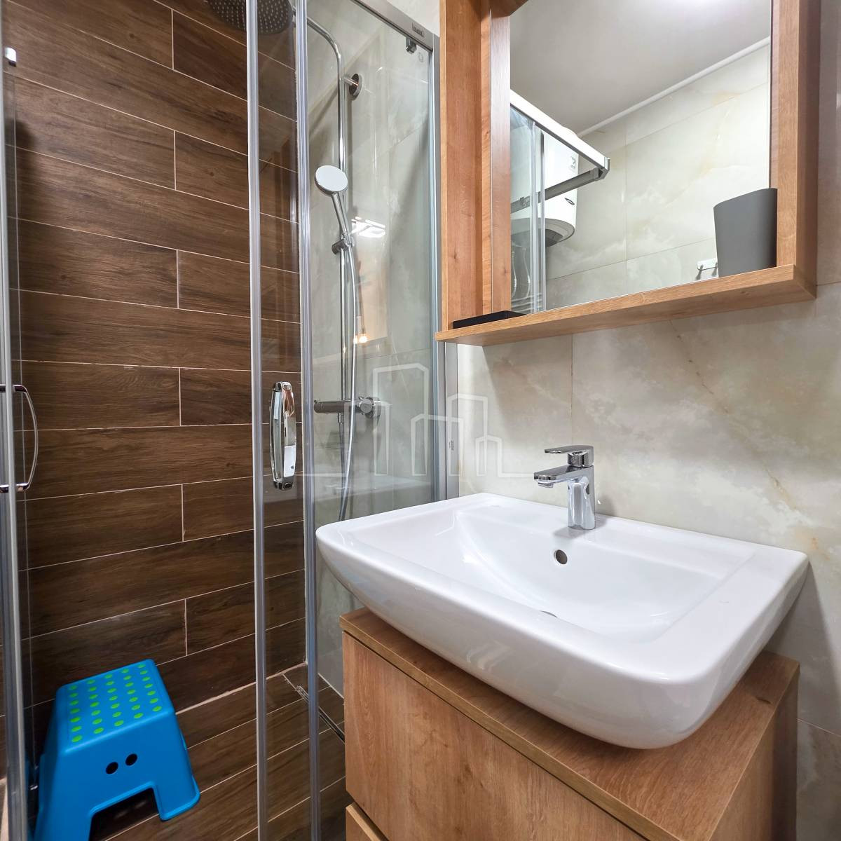 Opremljen apartman jedna spavaća 30m2 prodaja Jahorina 22