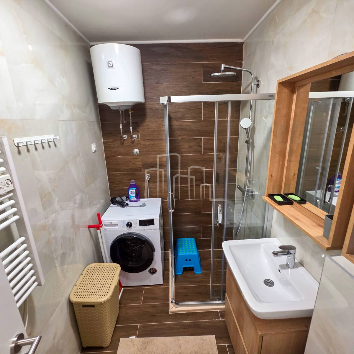 Opremljen apartman jedna spavaća 30m2 prodaja Jahorina 23