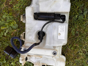 Boca za brisace audi a3 8v golf R