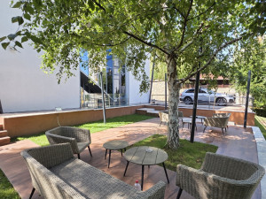 Unikatan poslovni objekat najam Novo Sarajevo