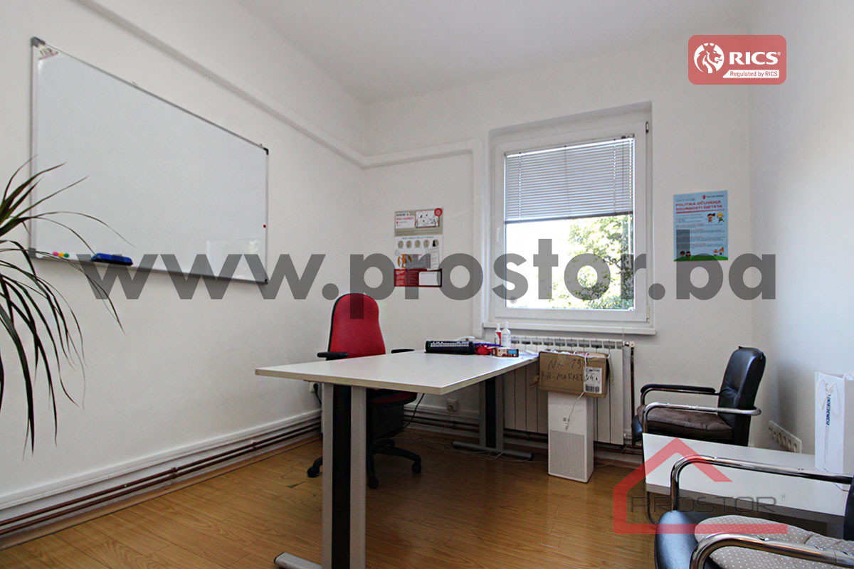 PROSTOR izdaje: Kuća, 400m2, Kovačići 6