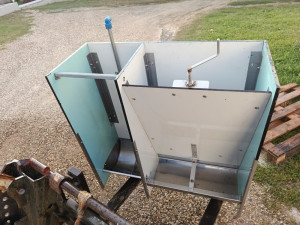 Oprema za svinje, hranilice, automati, tovljenici, prasilišta