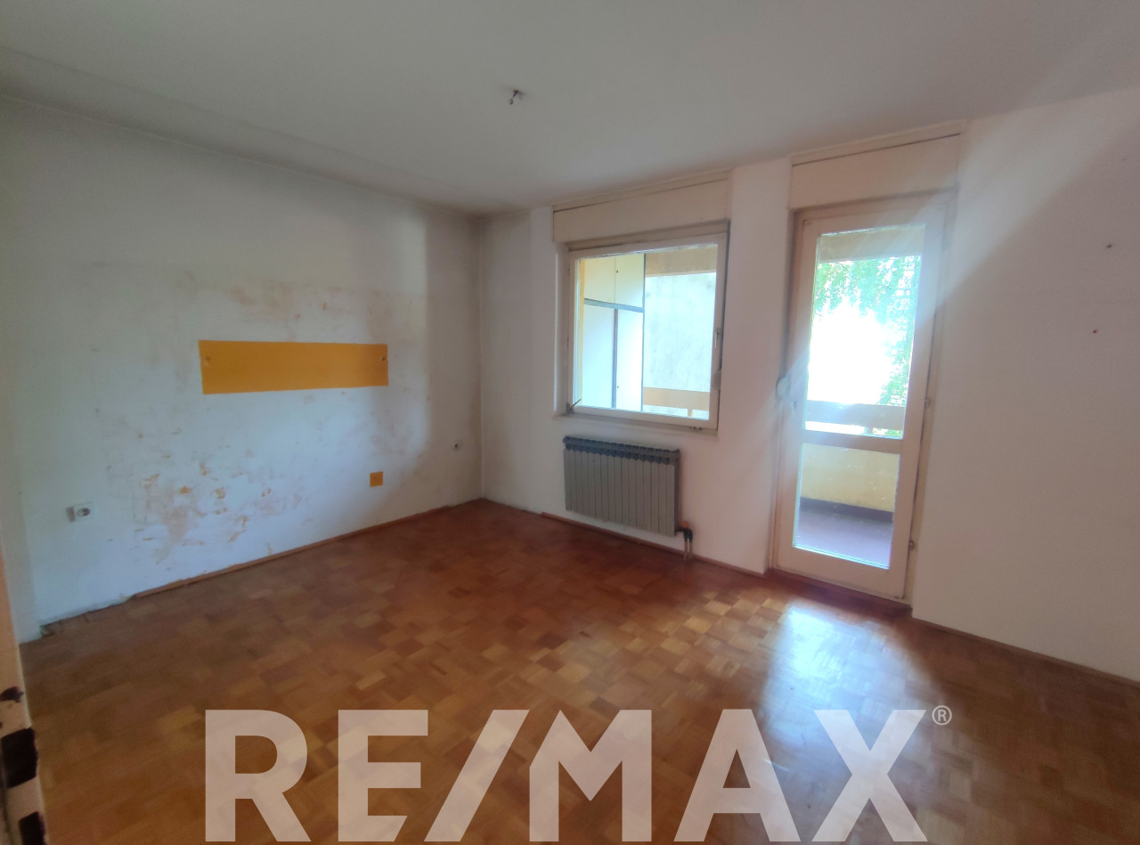 Trosoban porodičan stan 82m2,MEJDAN 16