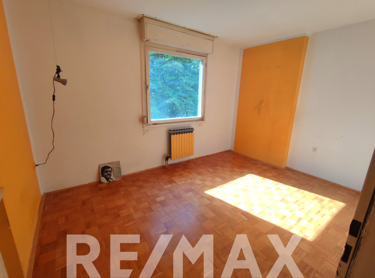Trosoban porodičan stan 82m2,MEJDAN 18