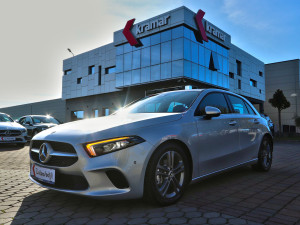 Mercedes A 180 D 7G-Tronic Sportpaket Style Full LED Novi model