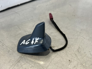 Antena GPS Audi A6 4F 2010 (fotografija 2)