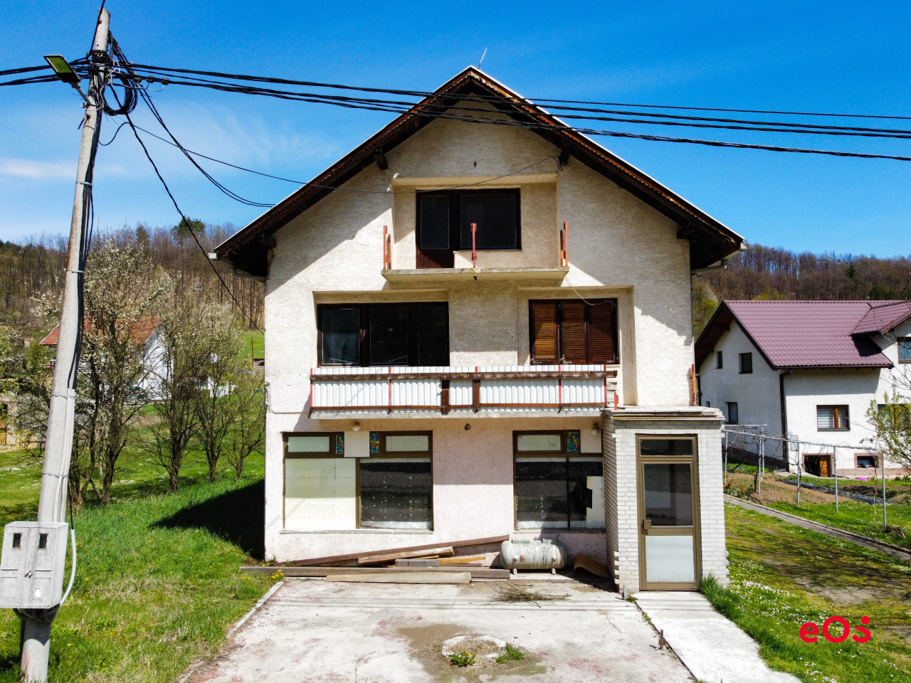 EOS / Kuća sa zemljištem / Žepče / 1.365 m2