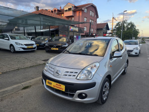 Nissan Pixo