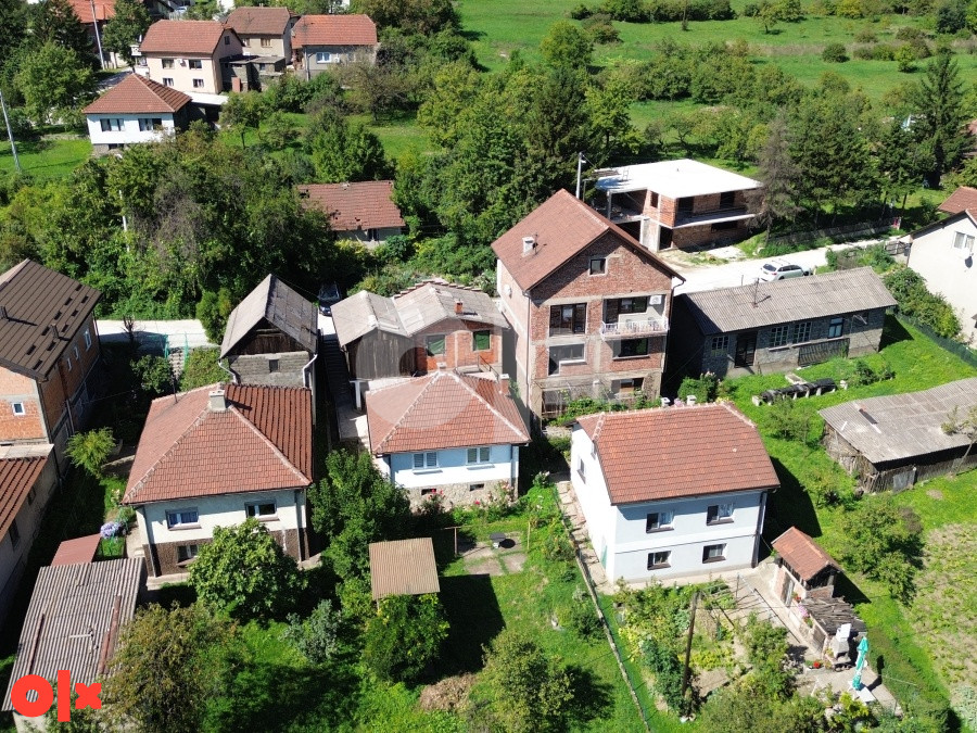 Kuća sa garažom i dvorištem, Tetovo 18