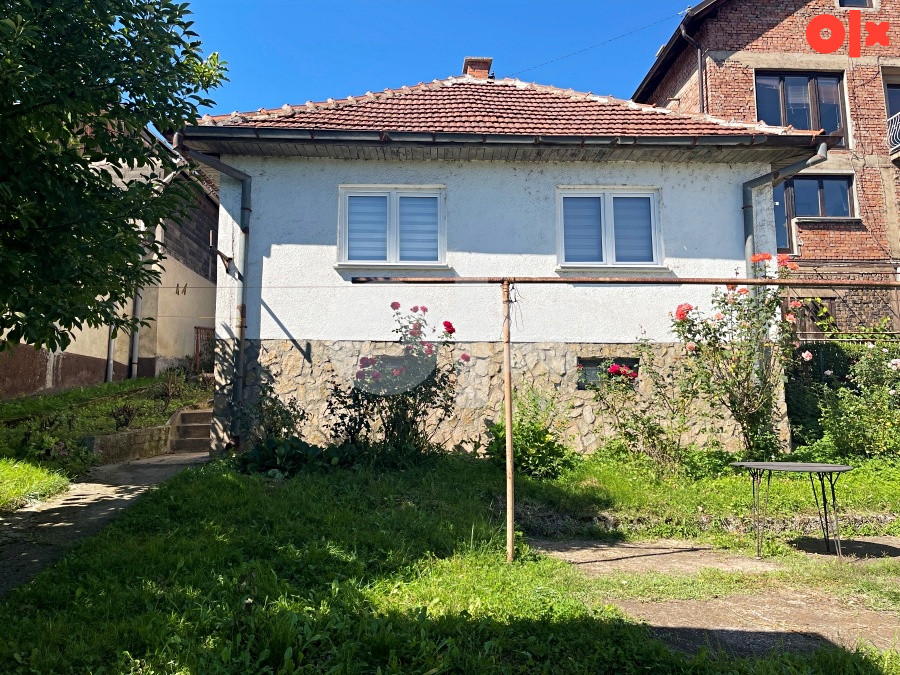Kuća sa garažom i dvorištem, Tetovo 5