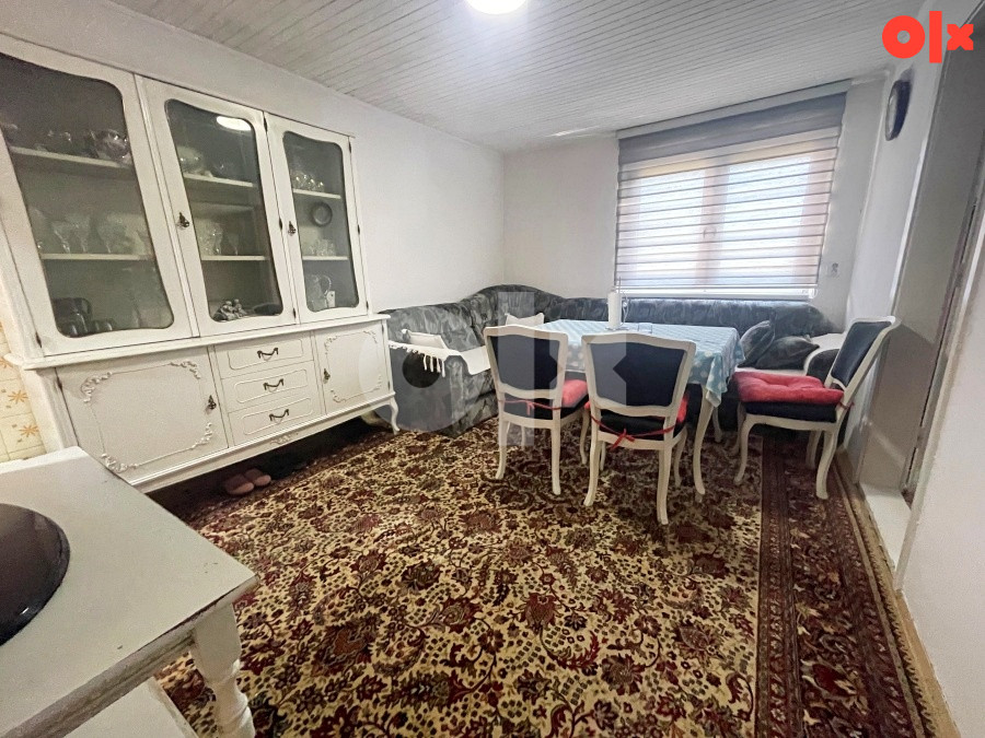 Kuća sa garažom i dvorištem, Tetovo 8