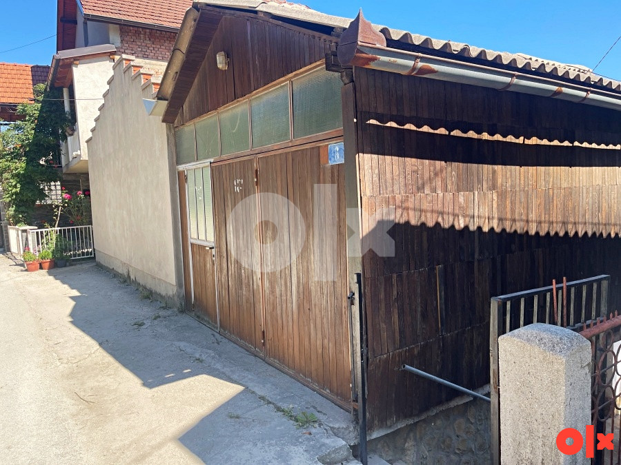 Kuća sa garažom i dvorištem, Tetovo 13