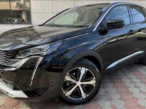 PEUGEOT 3008 1.5 "Allure Sport" LED Kamera Facelift Automatik 21G